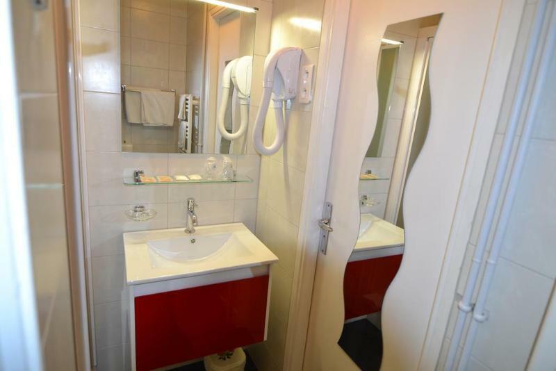 Brit Hotel Cahors - Le France Dış mekan fotoğraf